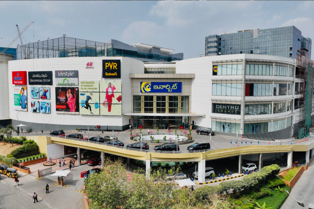 Hyderabad landmark context: Inorbit Mall, HITEC City — Moosi Web roundup photography