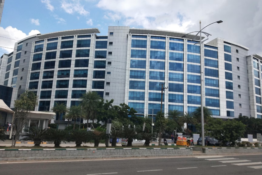 Low-cost web design in Hyderabad near TCS Towers, Financial District — Moosi Web Hyderabad
