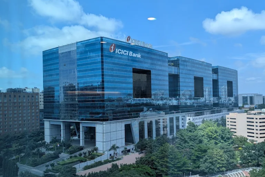 Featured image: Website designers in Hyderabad near ICICI Bank Tower, Financial District: what buyers ask first | Moosi Web