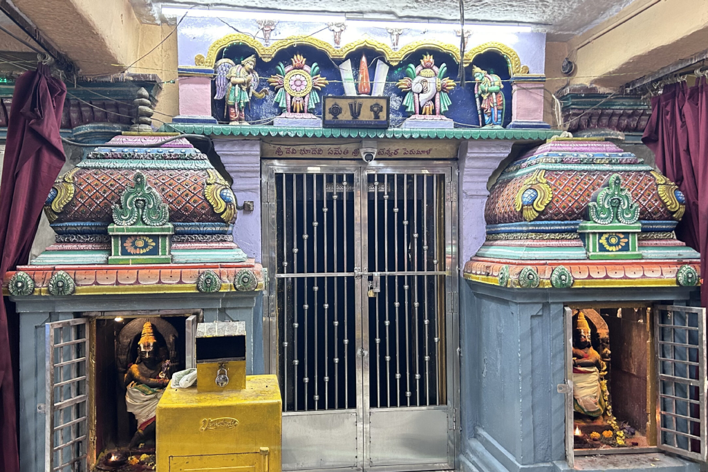 Low-cost website design in Hyderabad near Sri Venkateshwara Swamy Temple, Bowenpally — Moosi Web Hyderabad